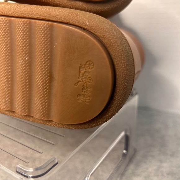 NEW COACH Women’s Monroe Shearling Boots Sz 7.5B Brown Lace & Strap Closure - Picture 9 of 10